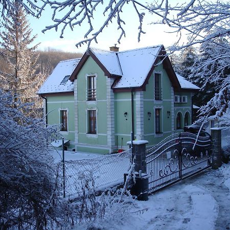 Penzion Zlaty Jelen Kosice Exterior photo